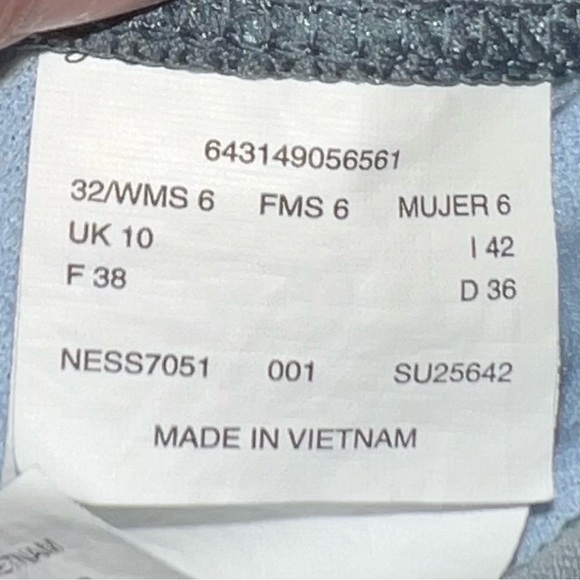 Nike Women's Poly Color Surge Fast Back One Piece Swimsuit size 6 - Picture 4 of 4